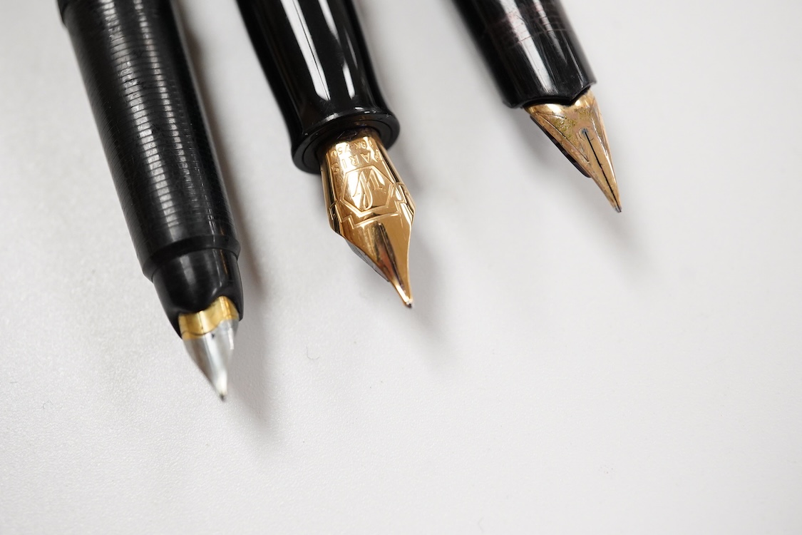 A good collection of fountain pens to include Swan, Onoto and Waterman, approx. 40